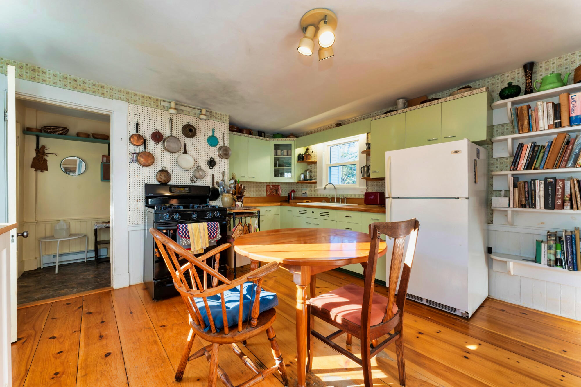 27 Blue Hill Road