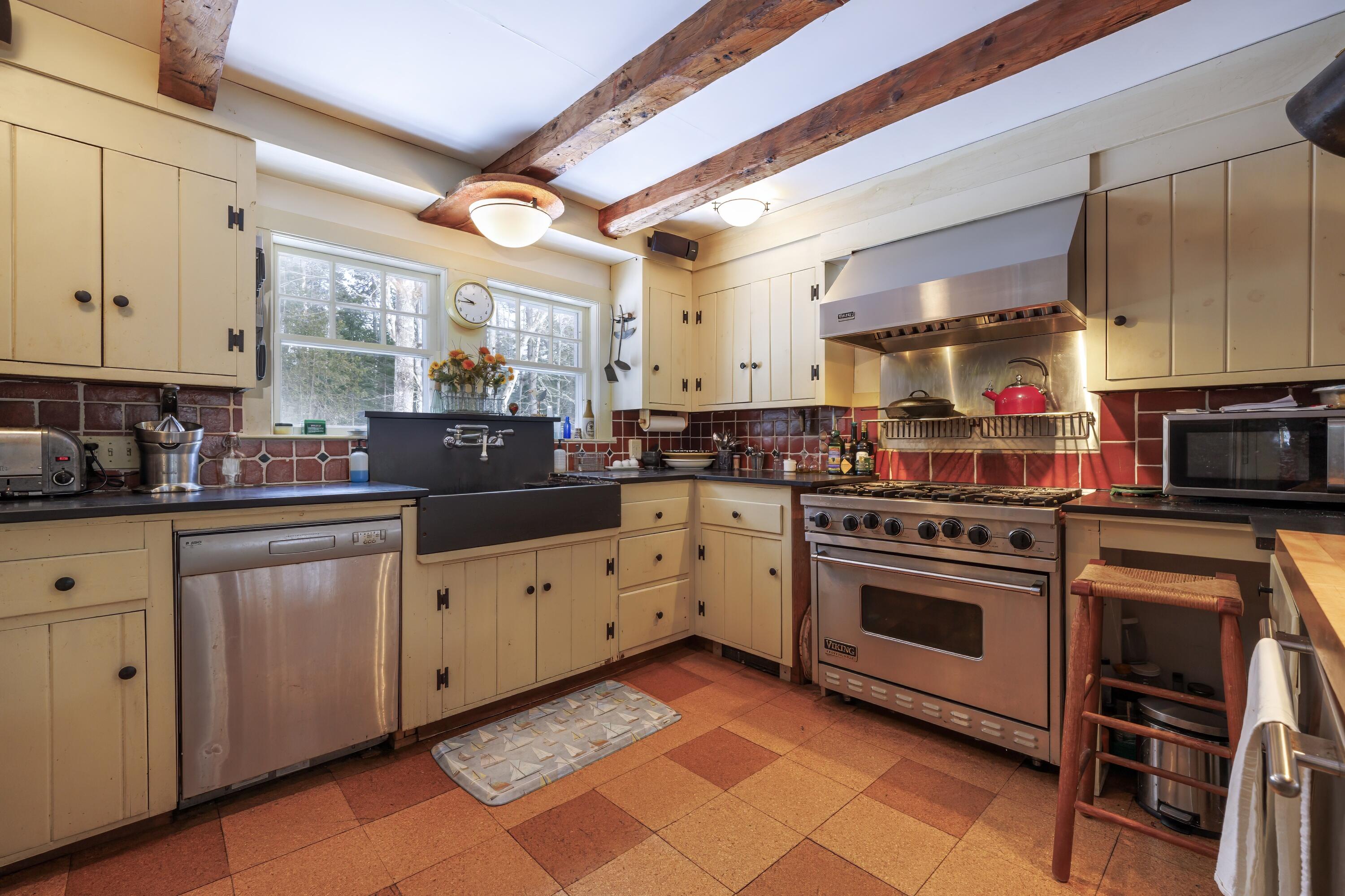 838 Newbury Neck Road