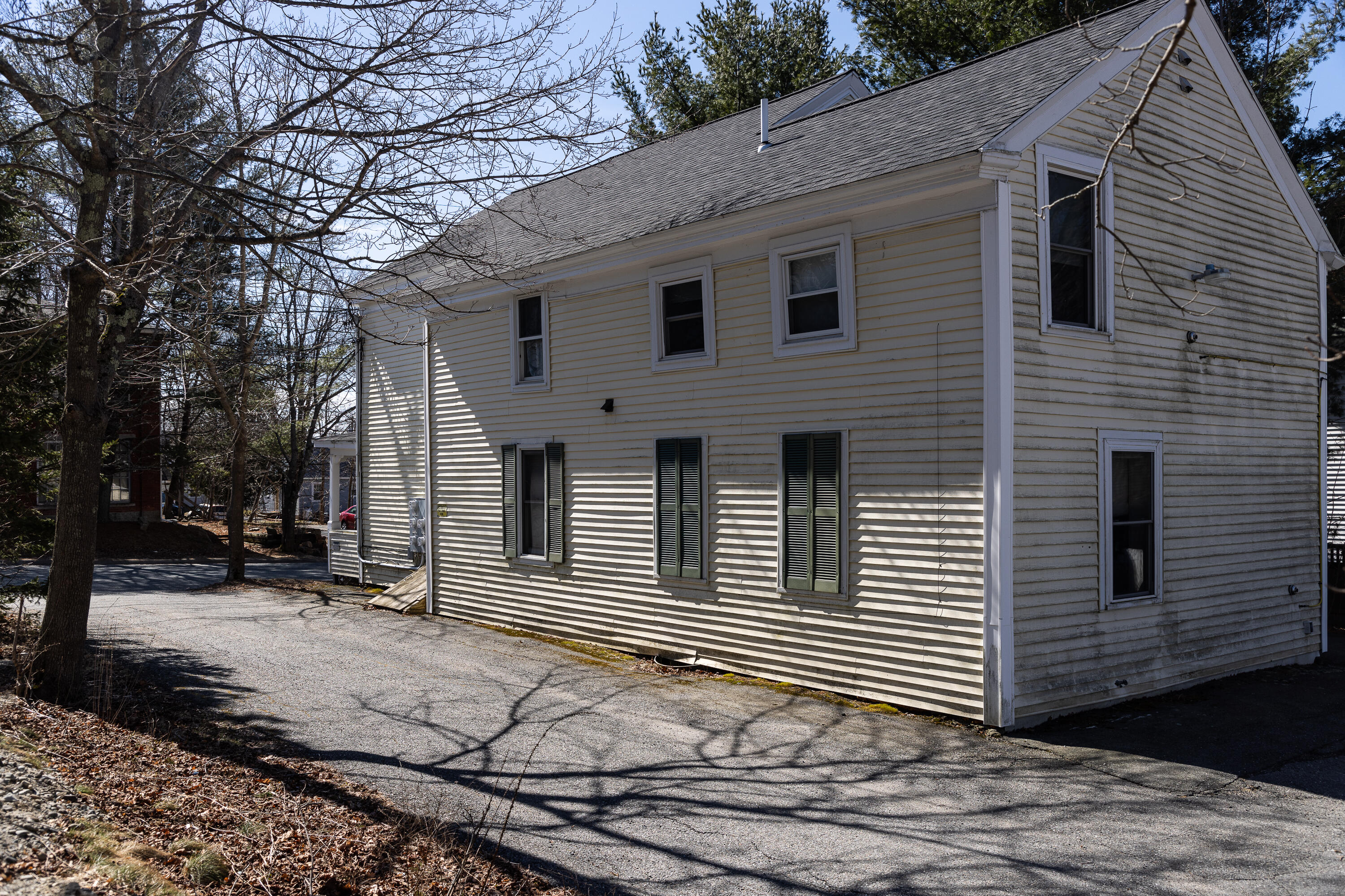62 Pine Street