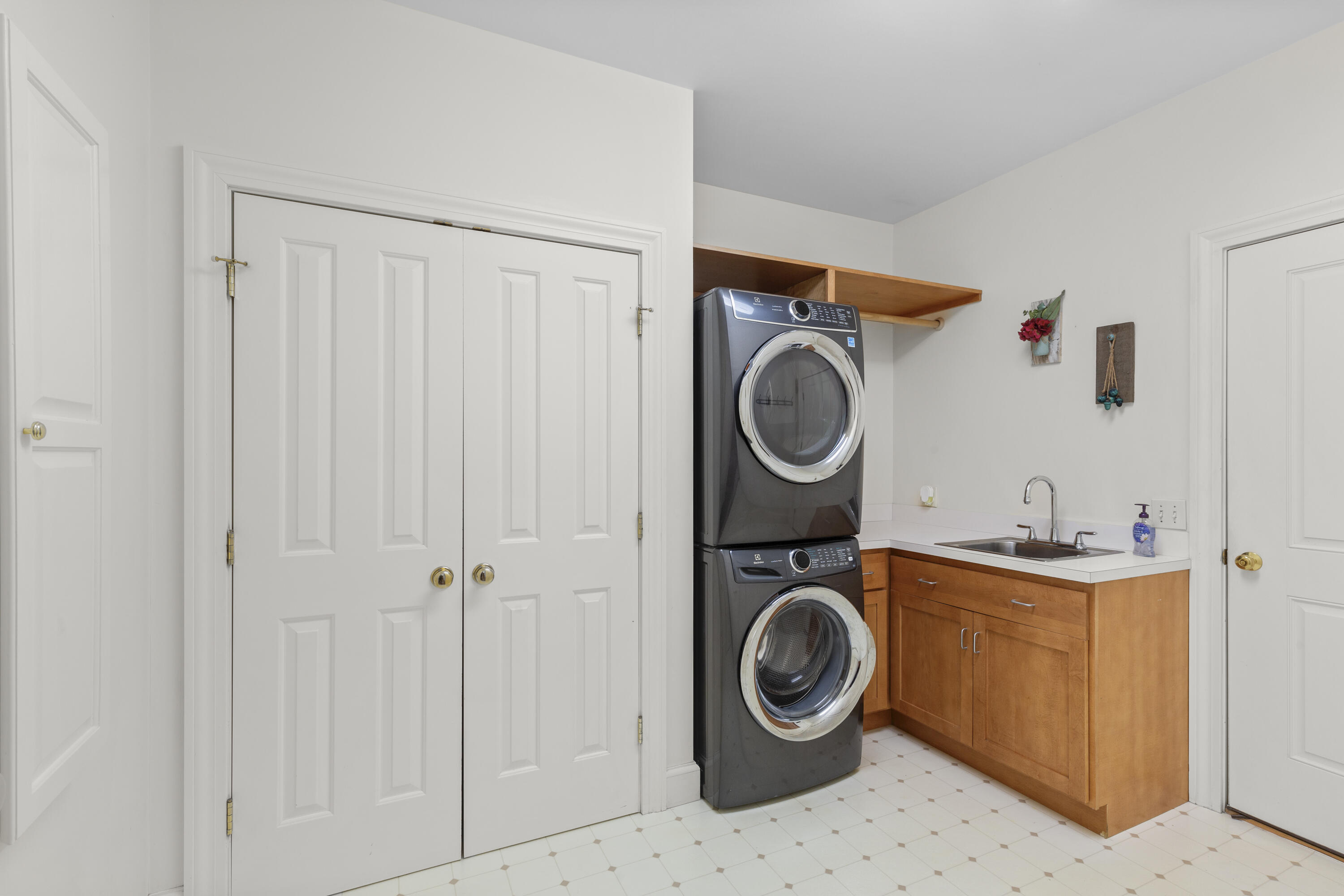 75 Black Watch Trail