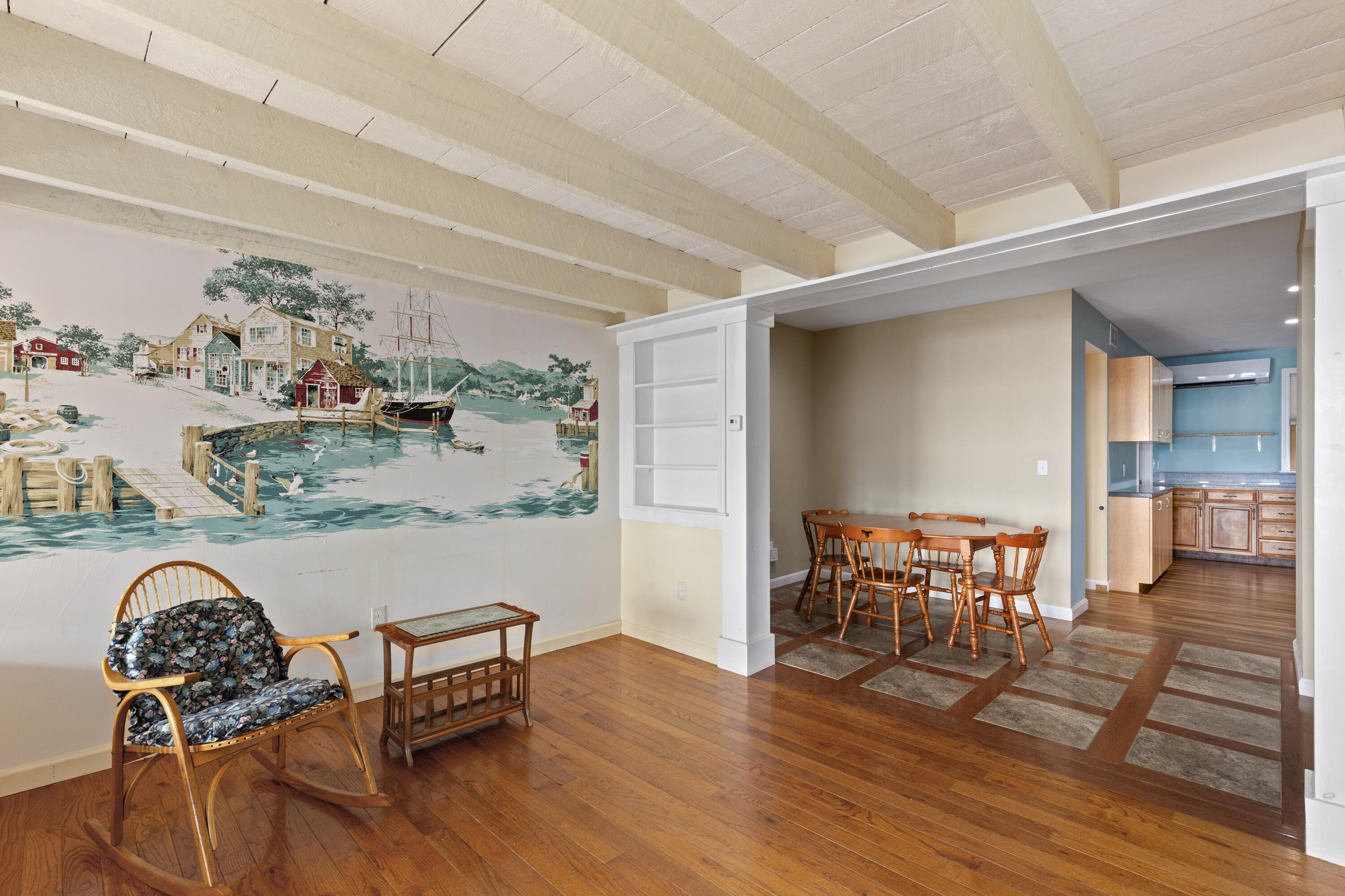 1051 Bayside Road