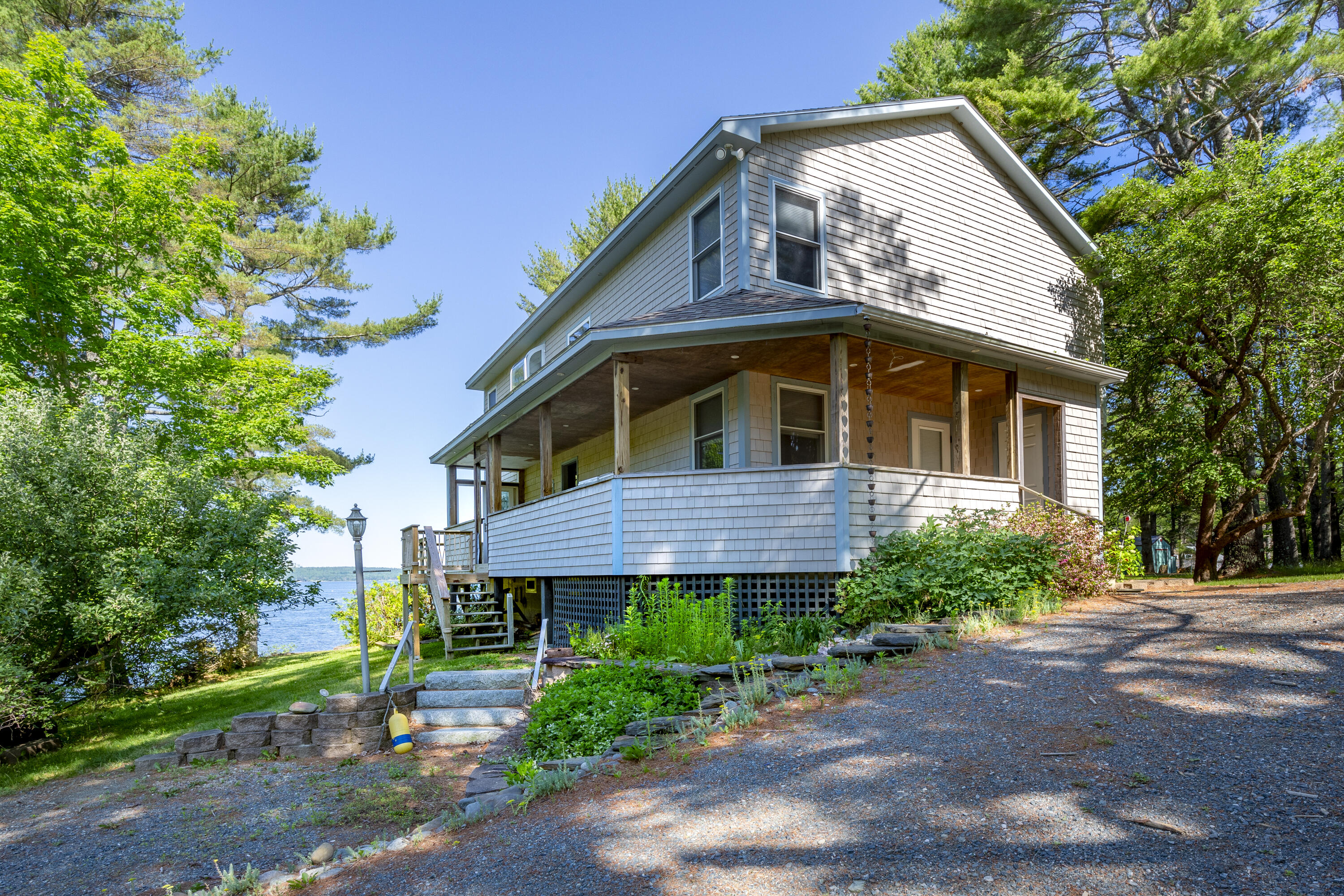 1051 Bayside Road