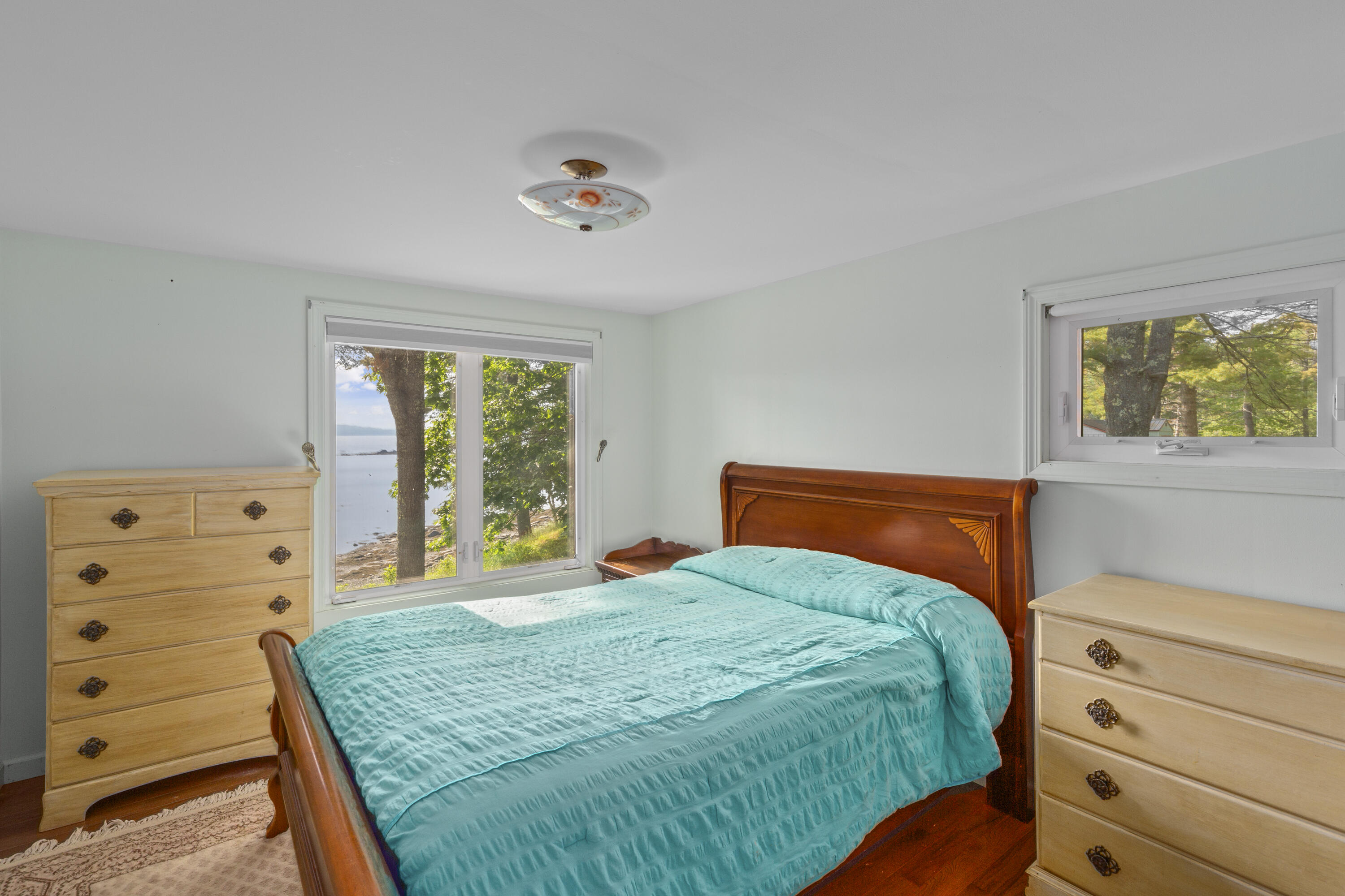 1051 Bayside Road
