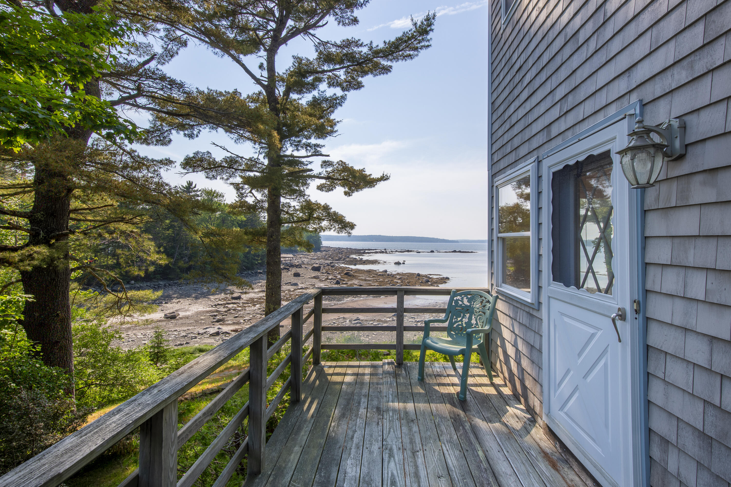 1051 Bayside Road
