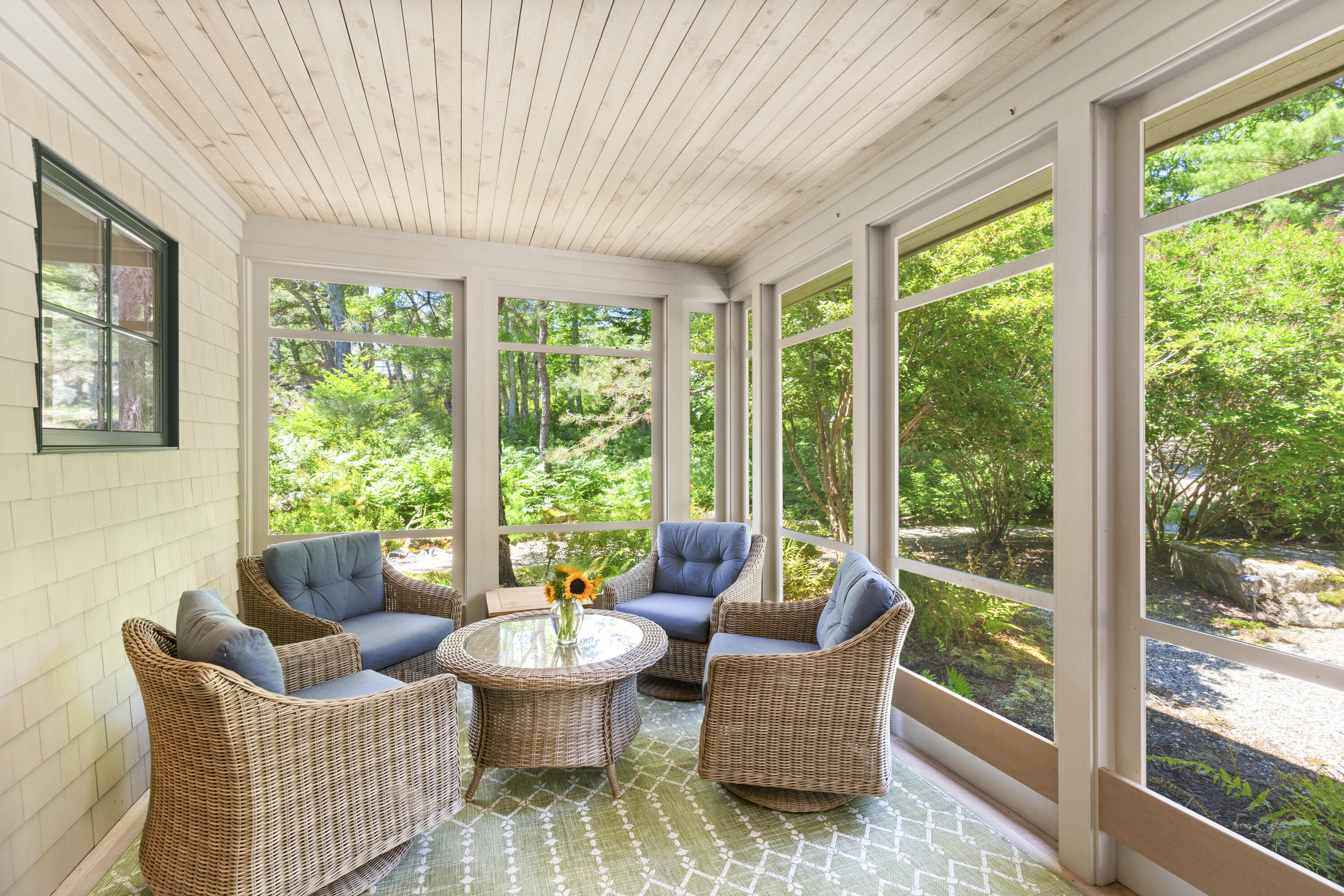 18 Pine Ledge Lane