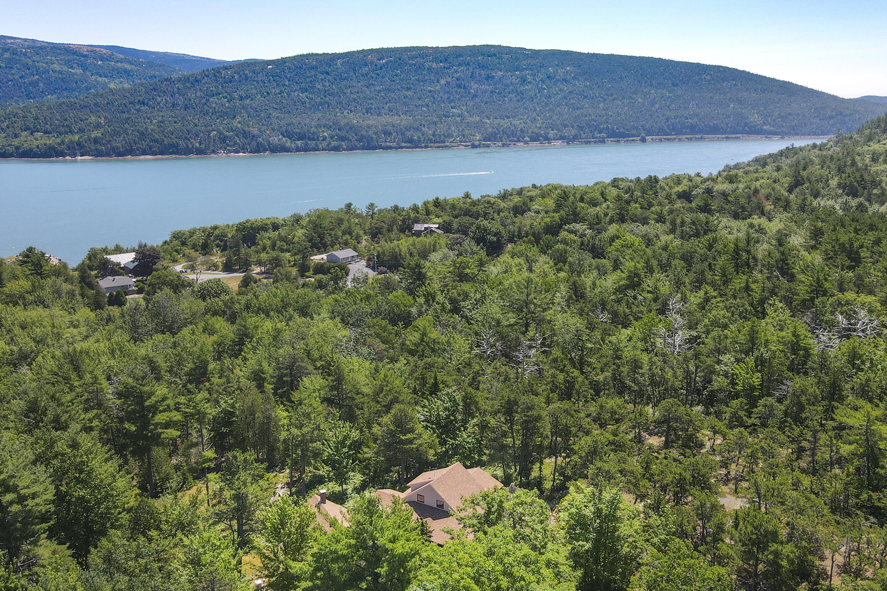 18 Pine Ledge Lane
