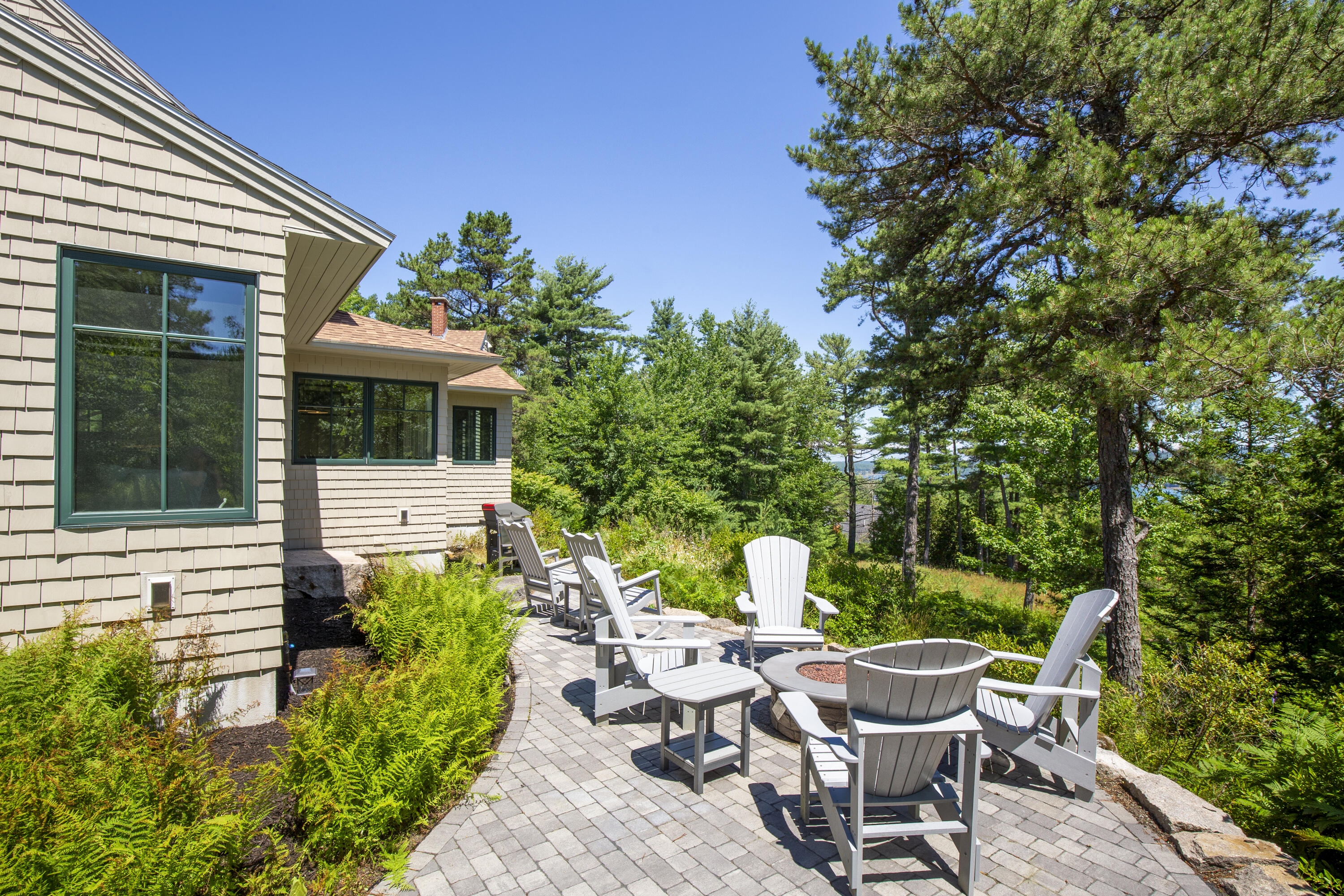 18 Pine Ledge Lane