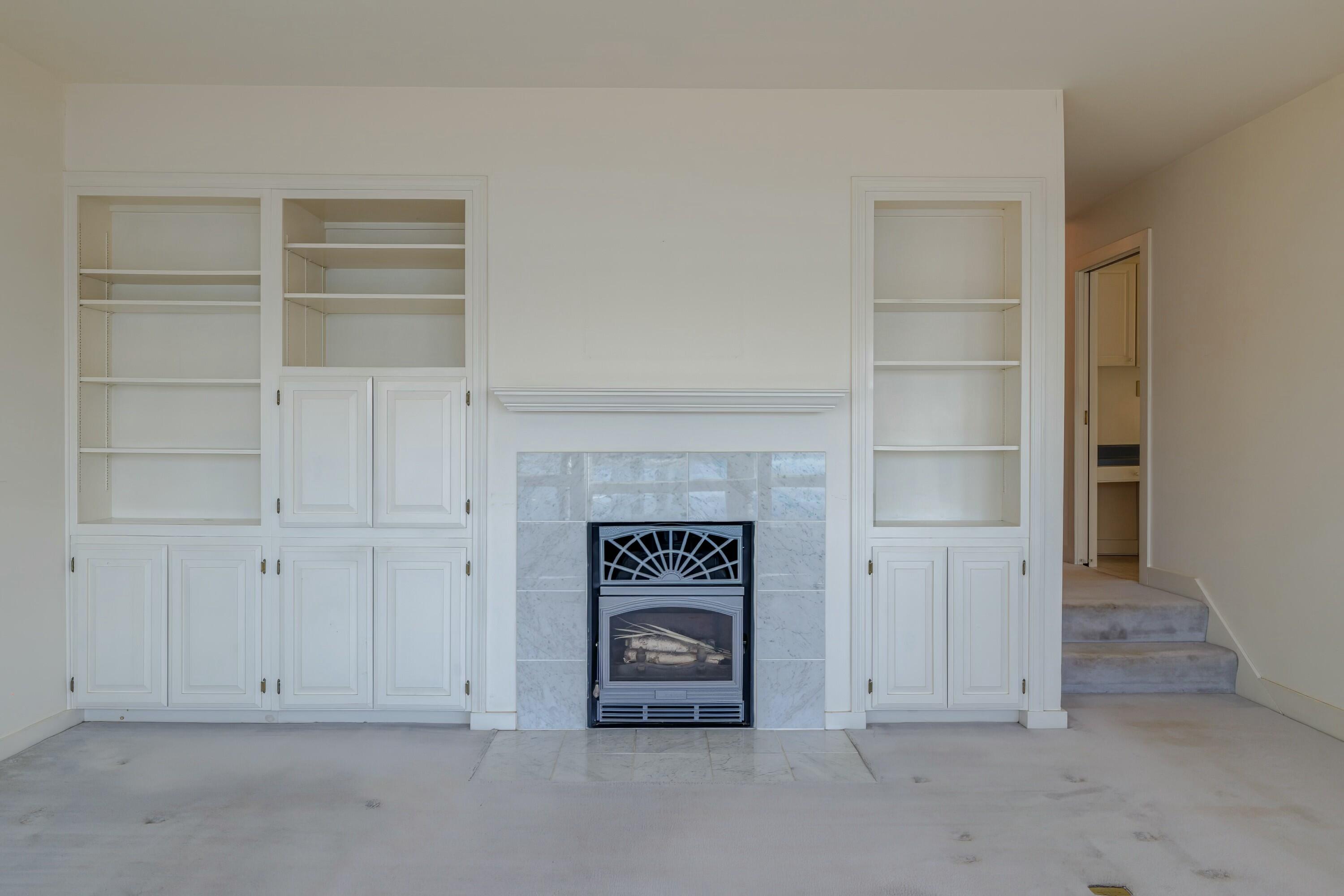 914 Surry Road