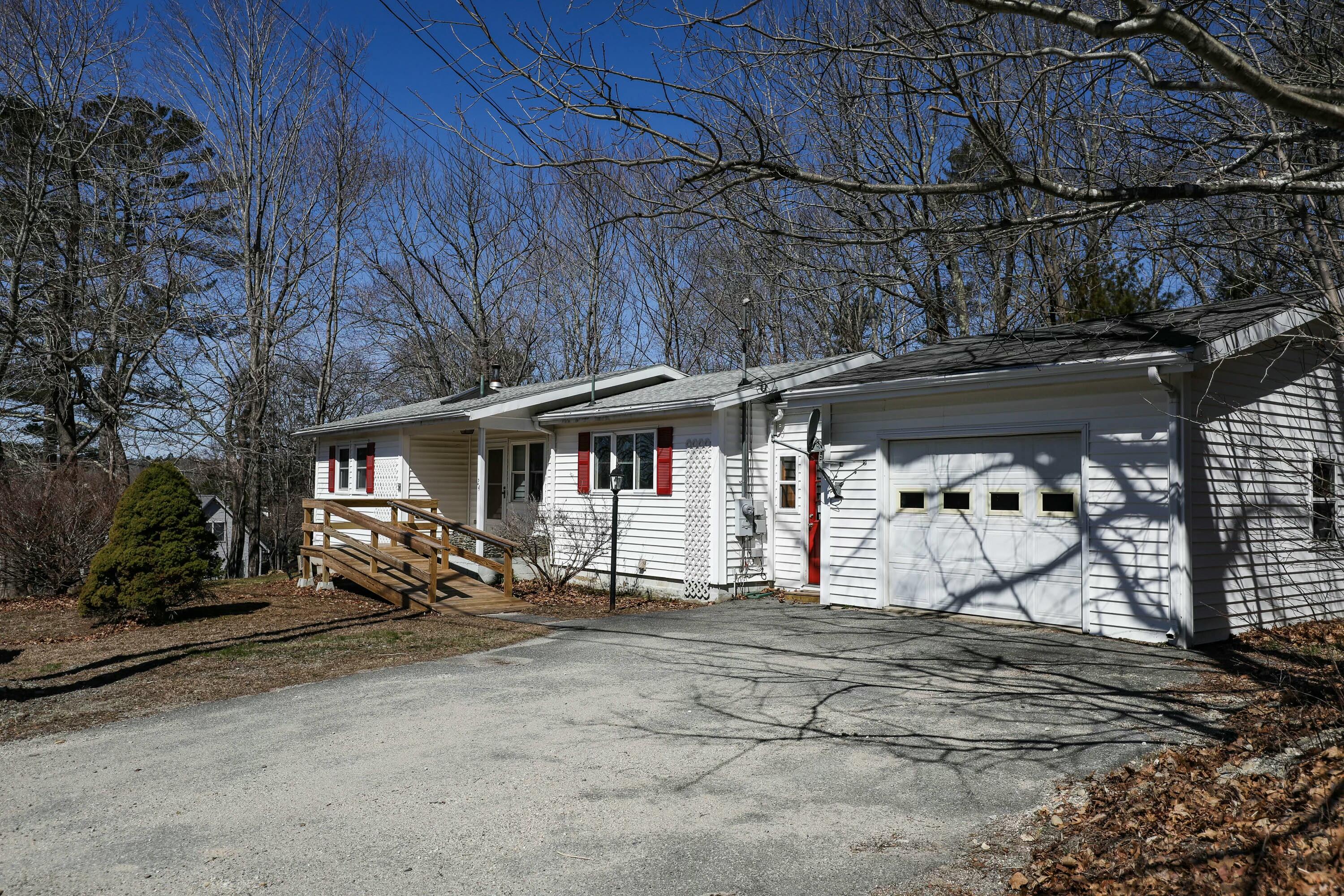24 Lincoln Street