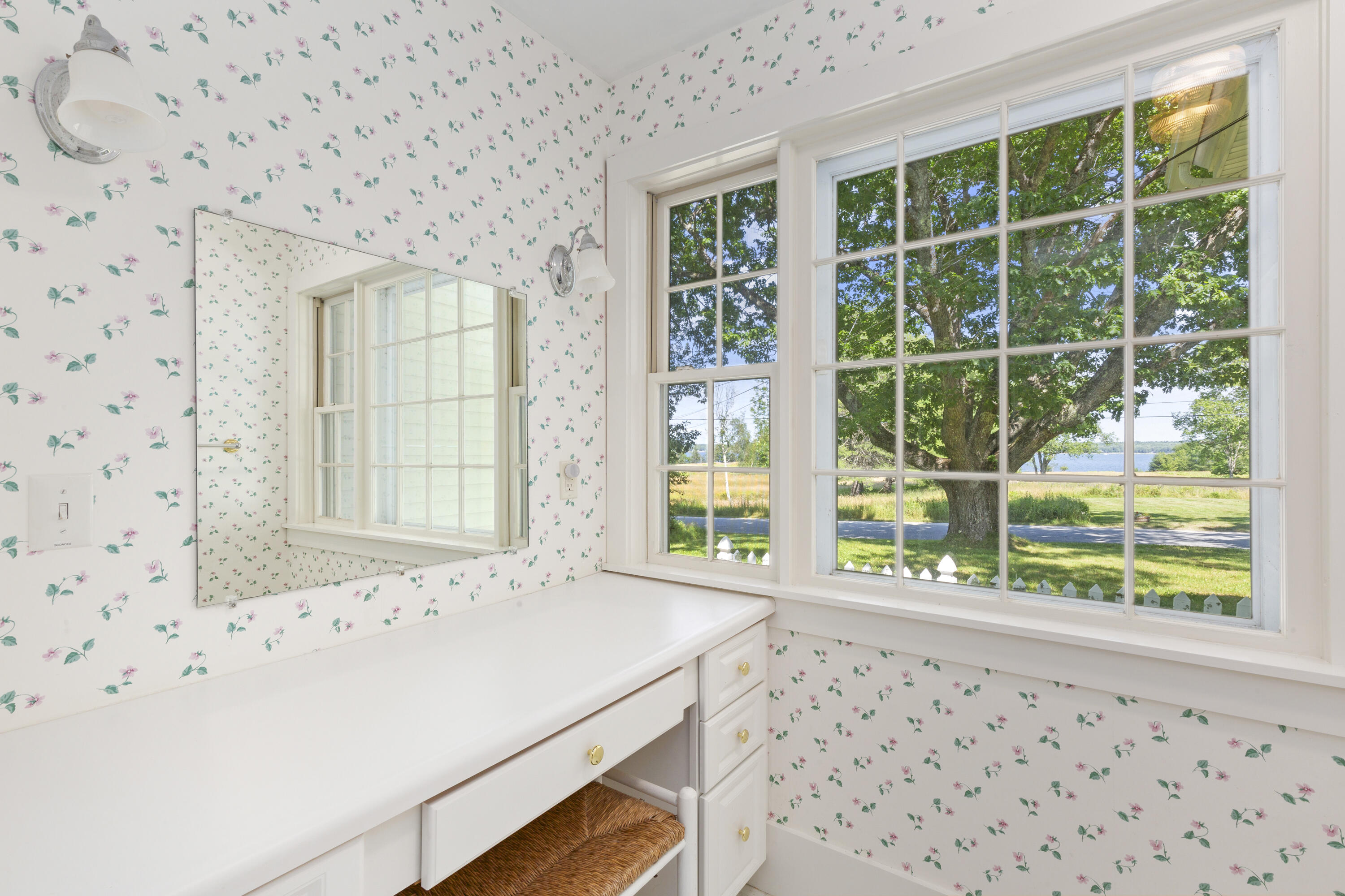 1505-1 Newbury Neck Road