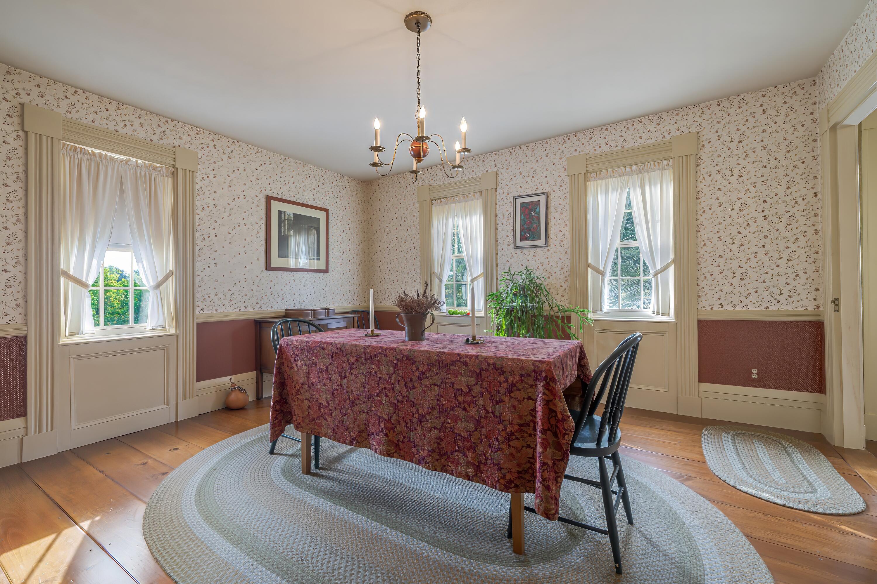 200 Surry Road