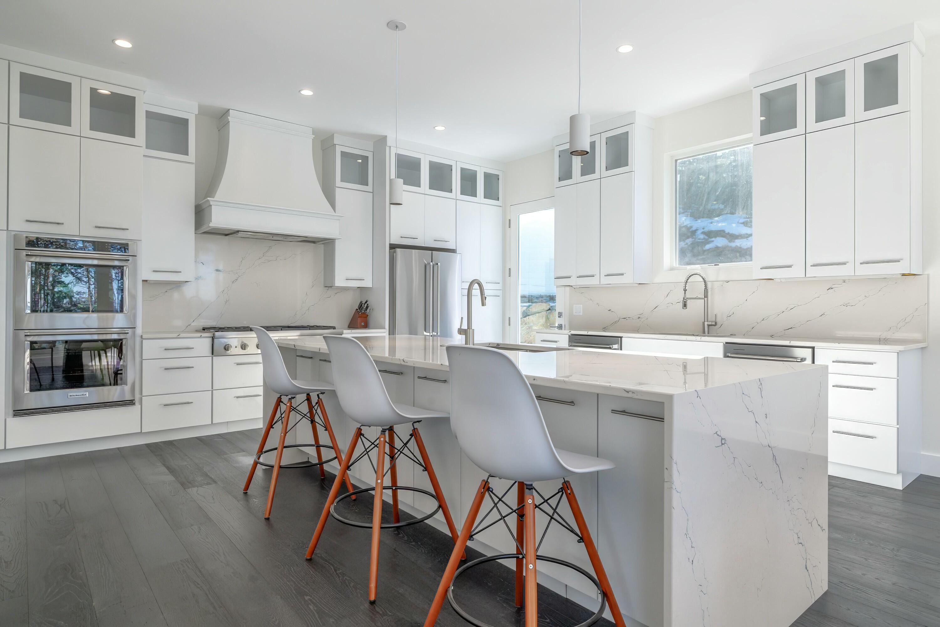 101 Cow Point