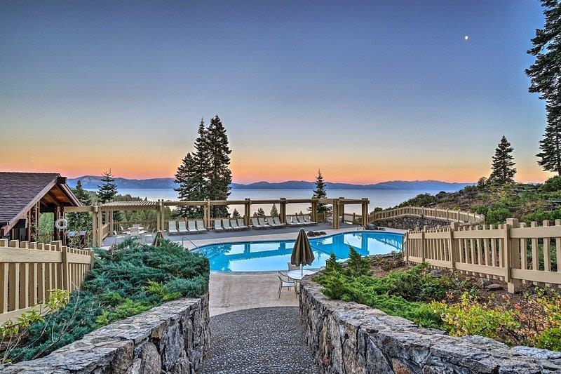 1877 North Lake Boulevard Unit: 34