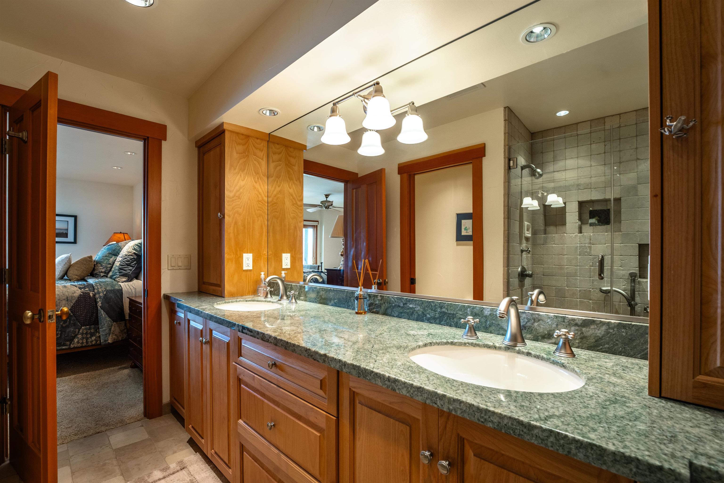 1877 North Lake Boulevard Unit: 34