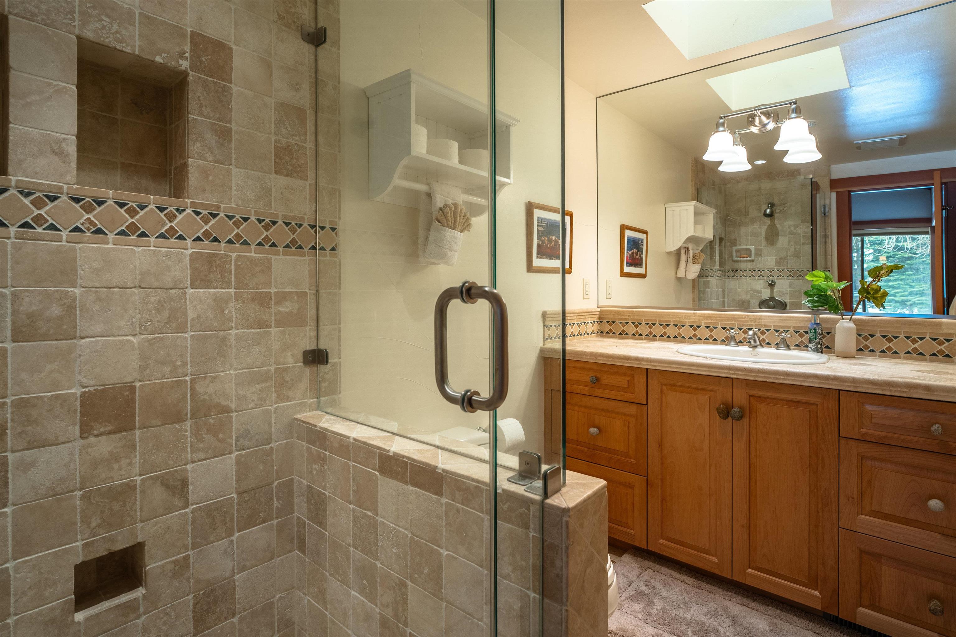 1877 North Lake Boulevard Unit: 34