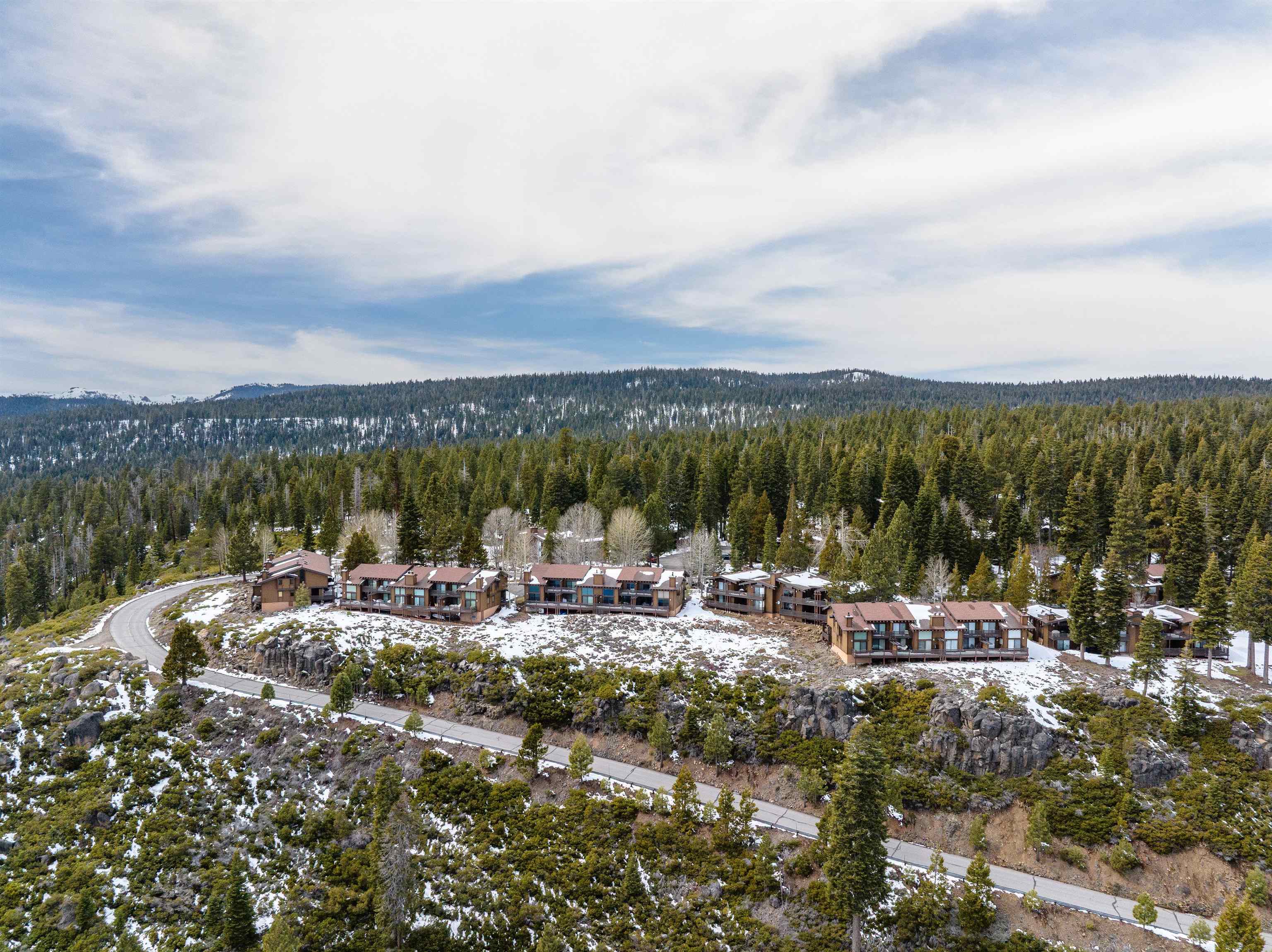 1877 North Lake Boulevard Unit: 34