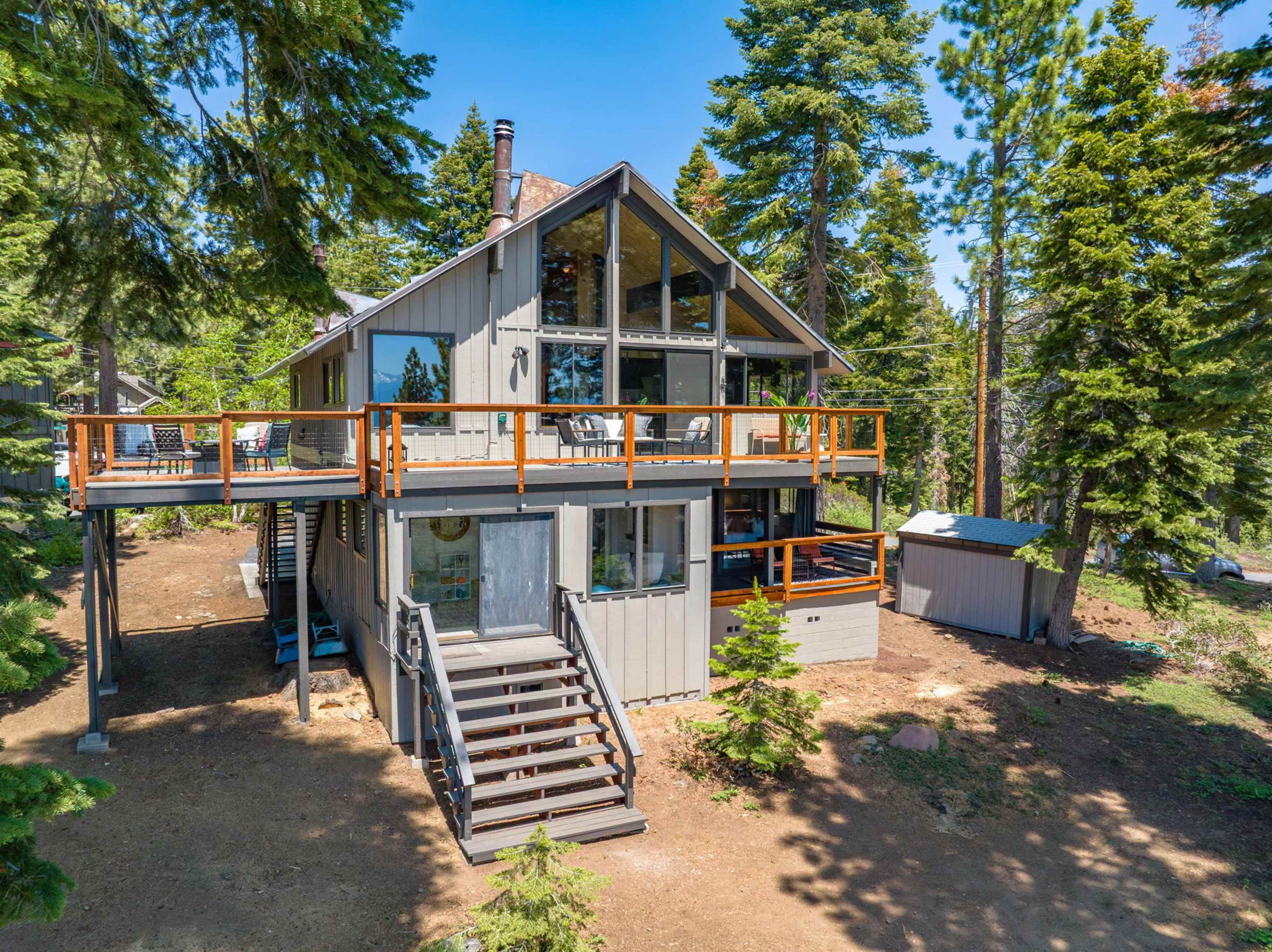 2035 Porter Way