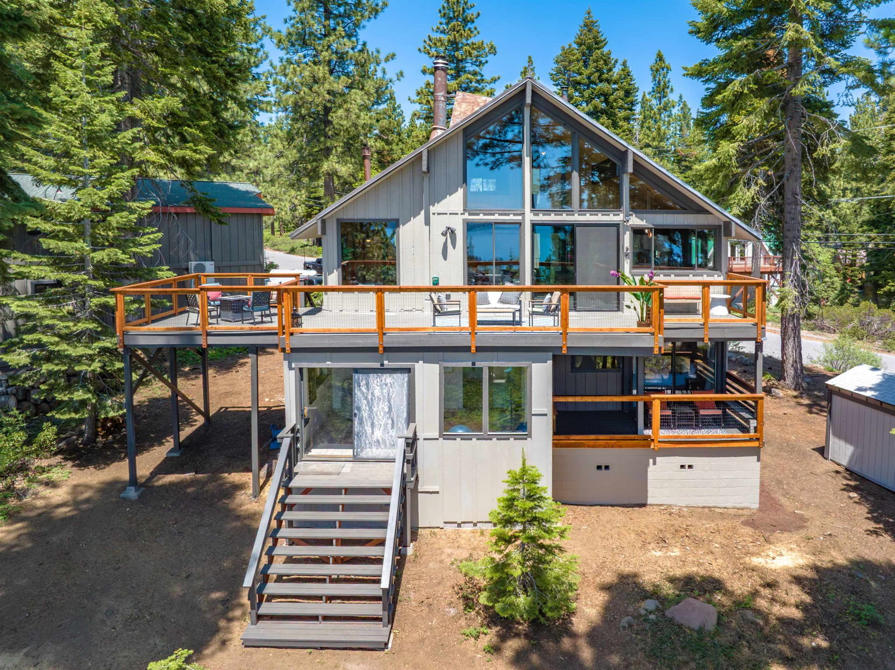 2035 Porter Way