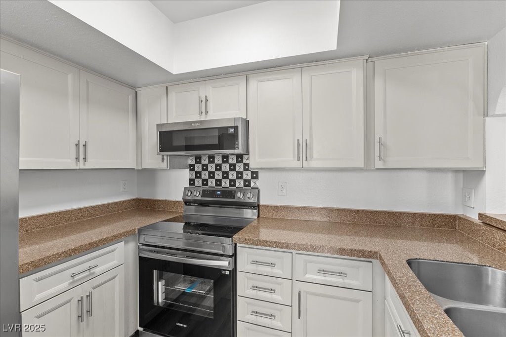 5078 Spencer Street D