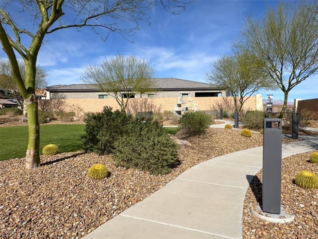58 Lake Bluff Court