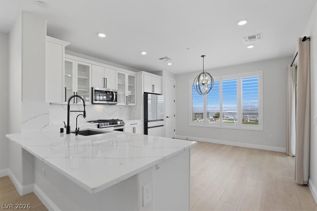 58 Lake Bluff Court