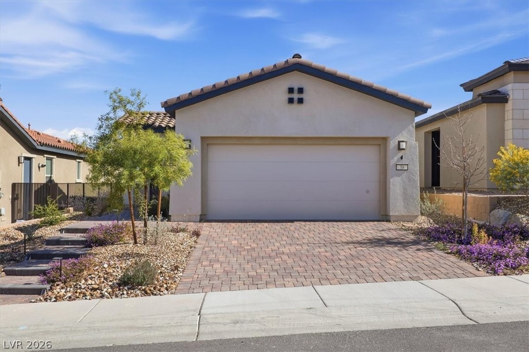 58 Lake Bluff Court