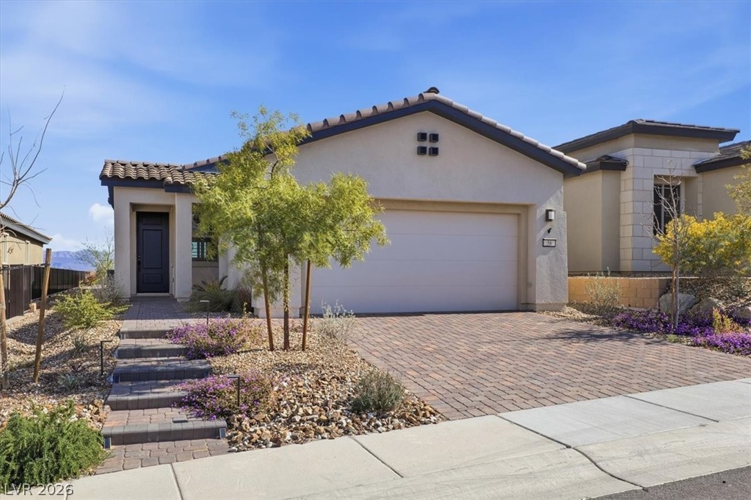 58 Lake Bluff Court