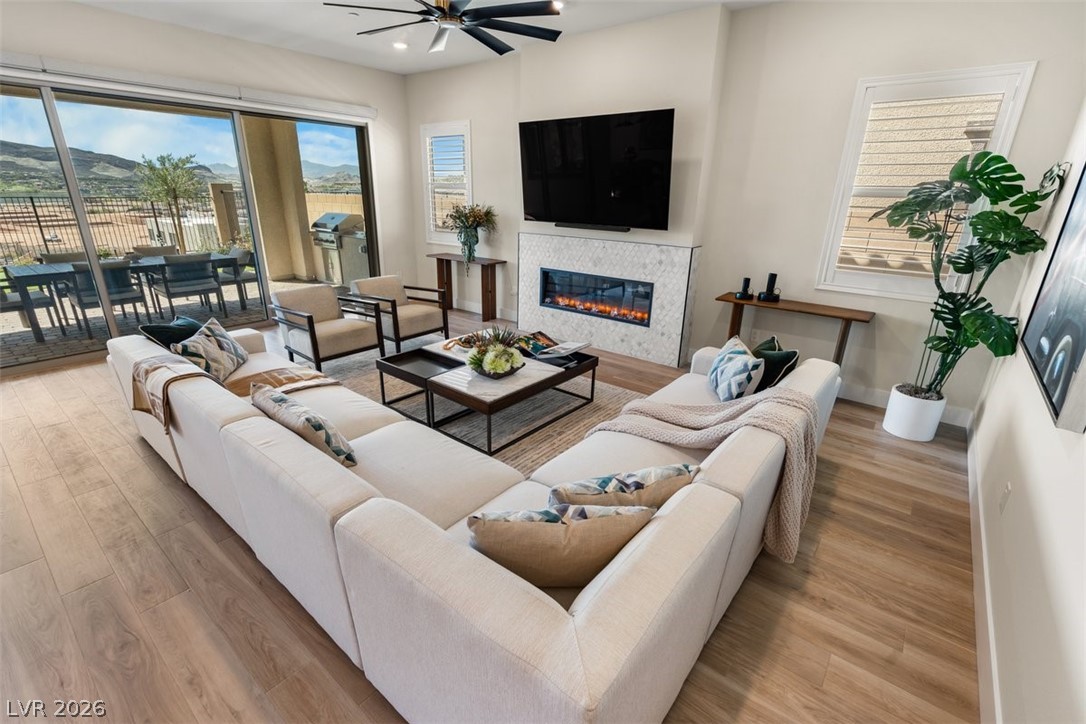 393 Faro Di Portofino Court