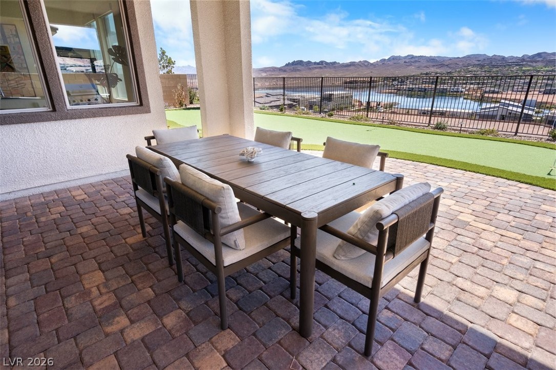 393 Faro Di Portofino Court