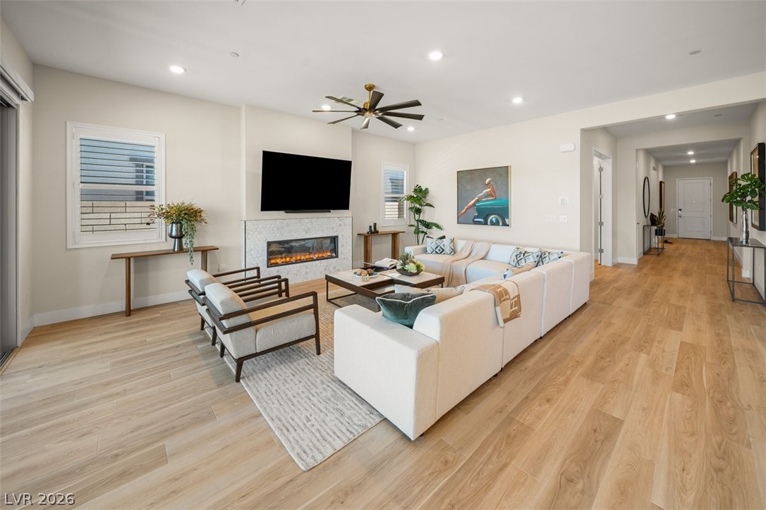 393 Faro Di Portofino Court