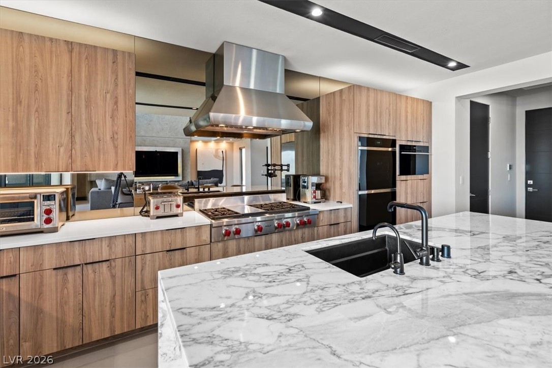 12 Falling Canyon Court