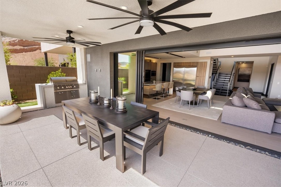 12 Falling Canyon Court