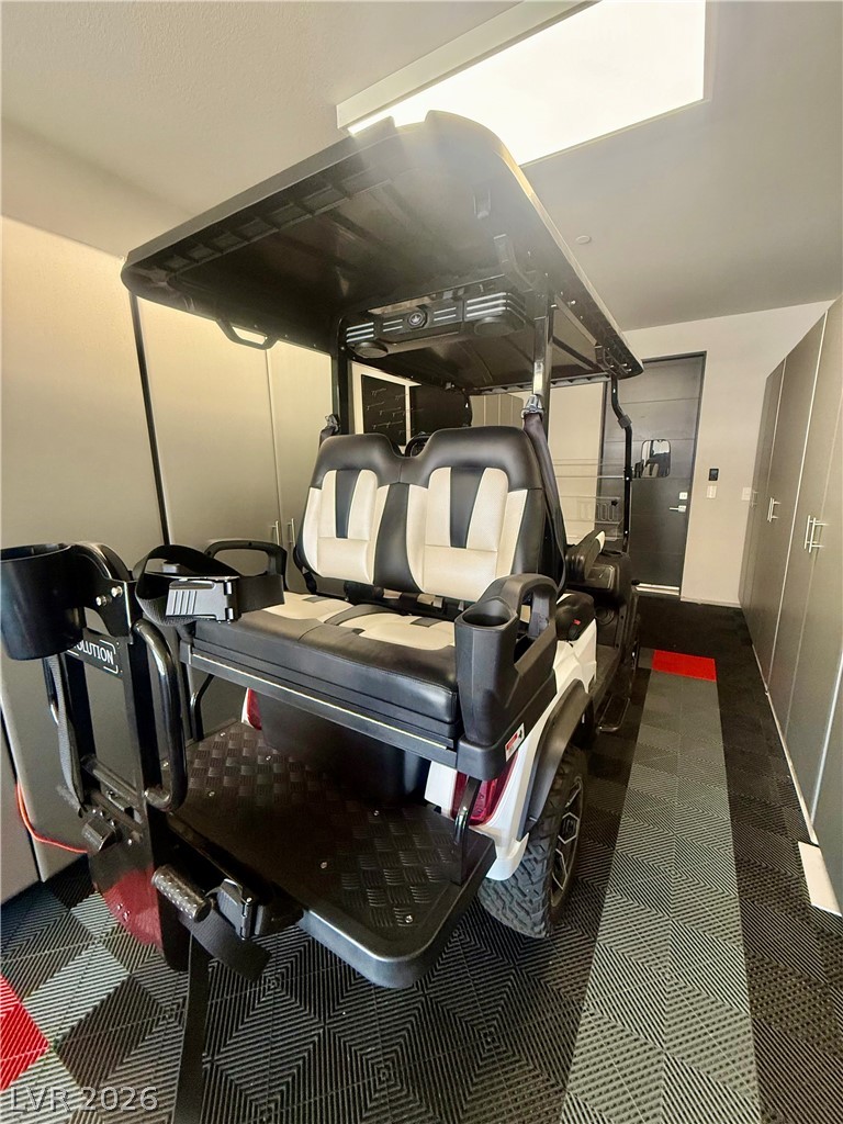 12 Falling Canyon Court