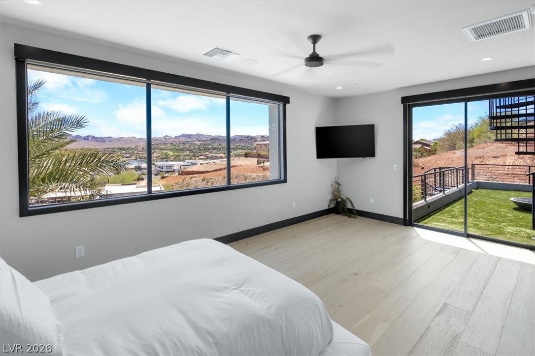 12 Falling Canyon Court