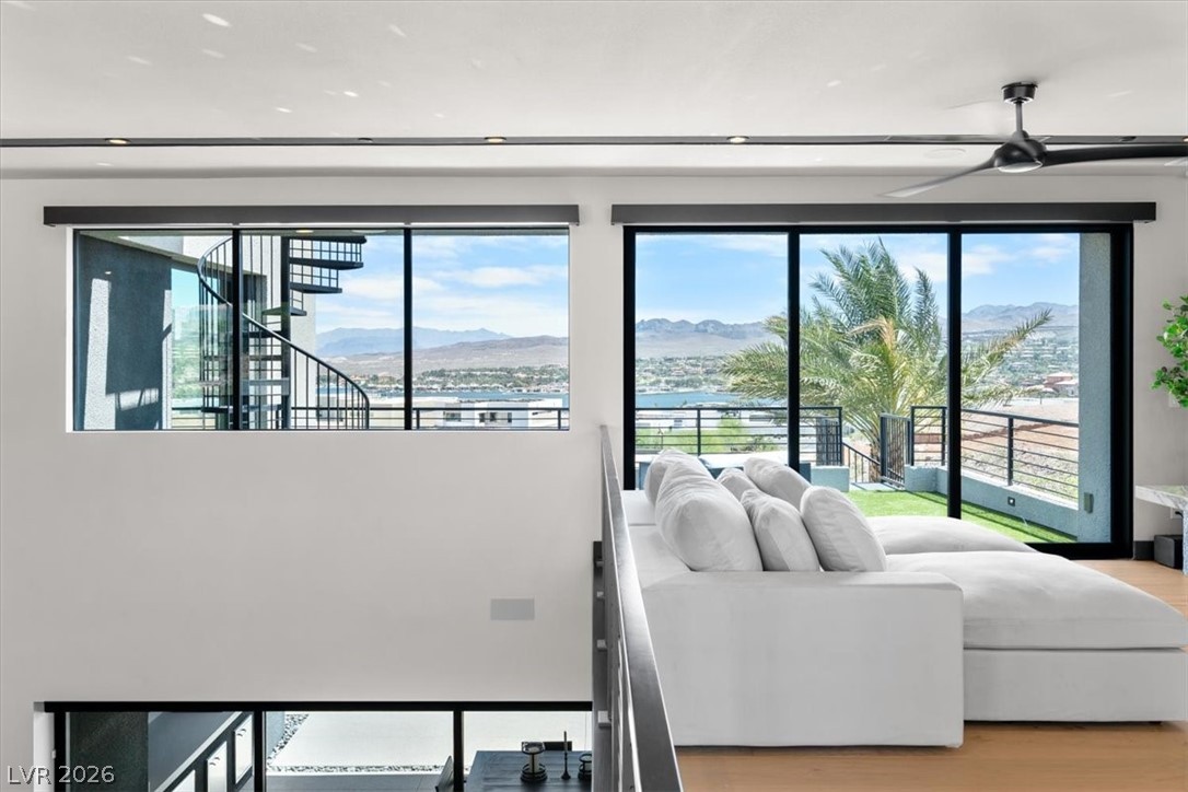 12 Falling Canyon Court