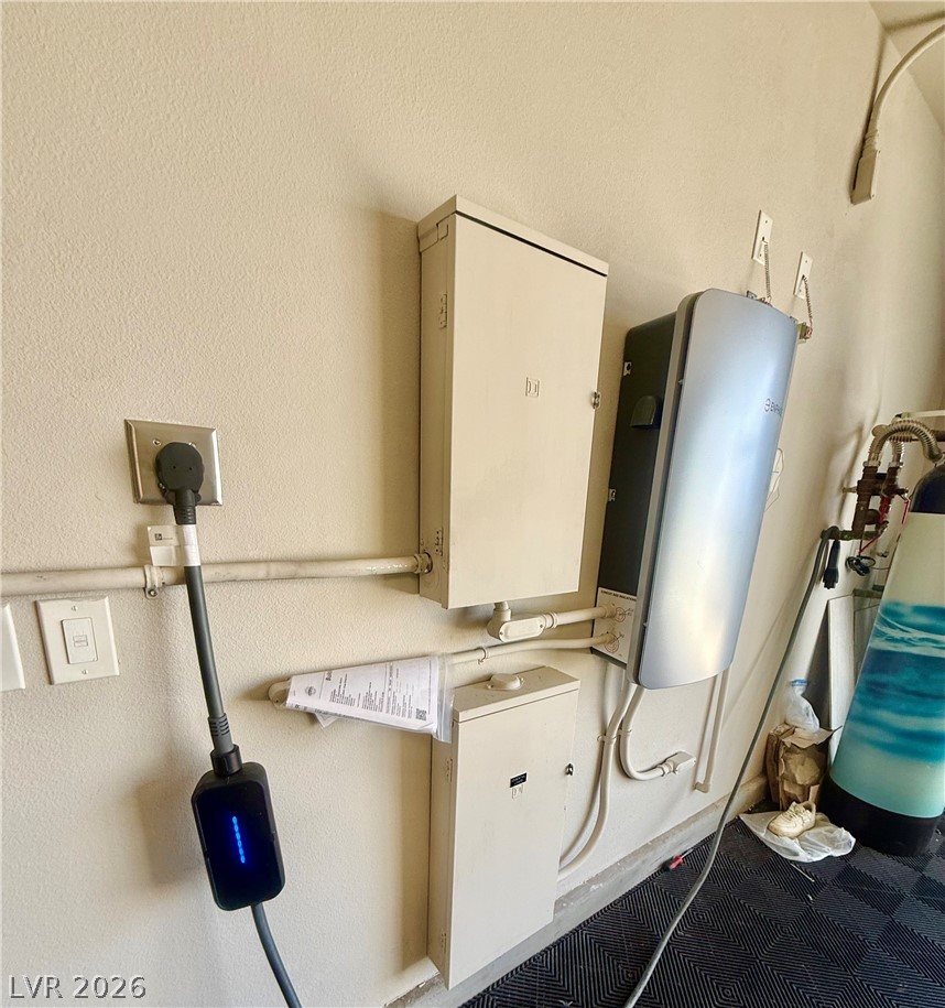 12 Falling Canyon Court