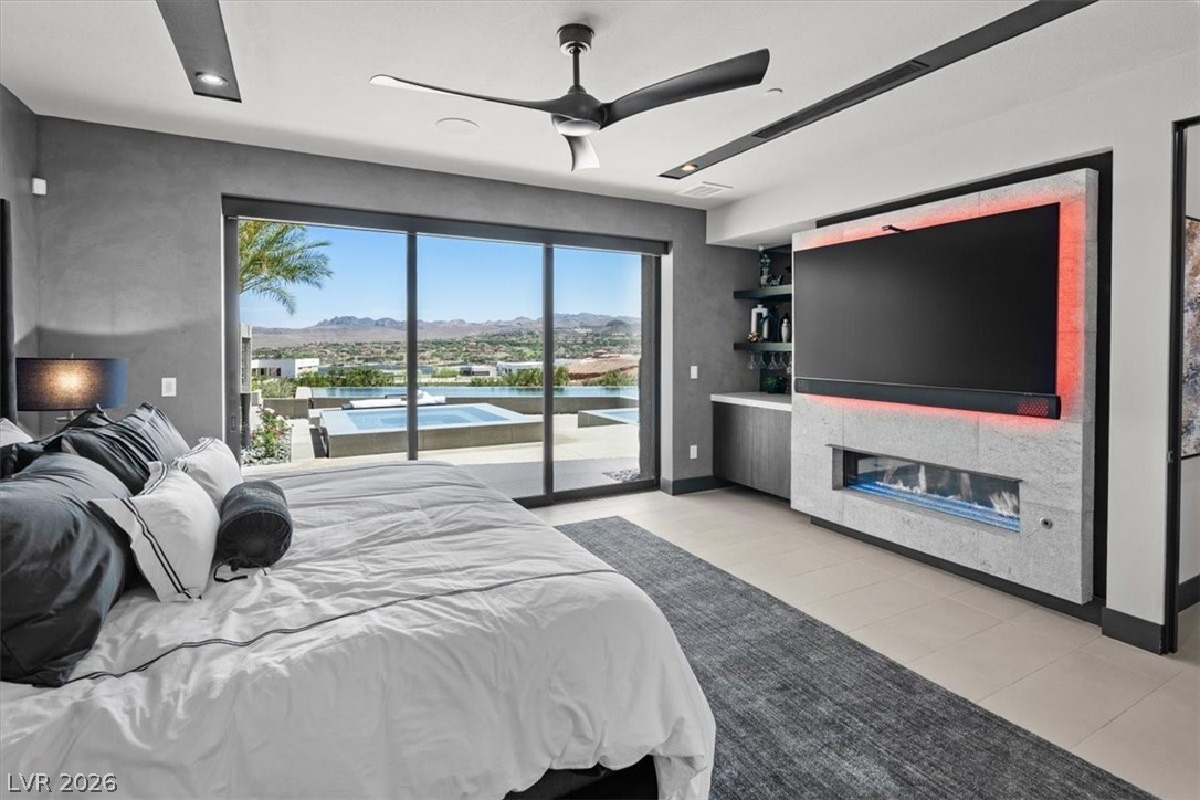 12 Falling Canyon Court