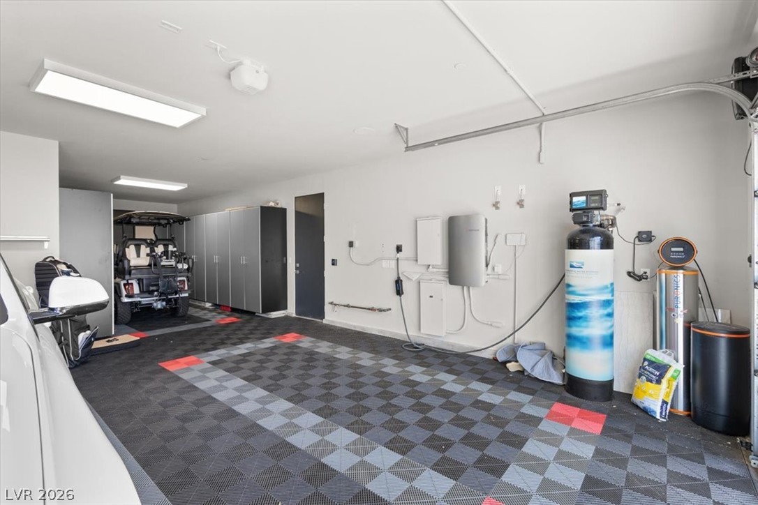 12 Falling Canyon Court