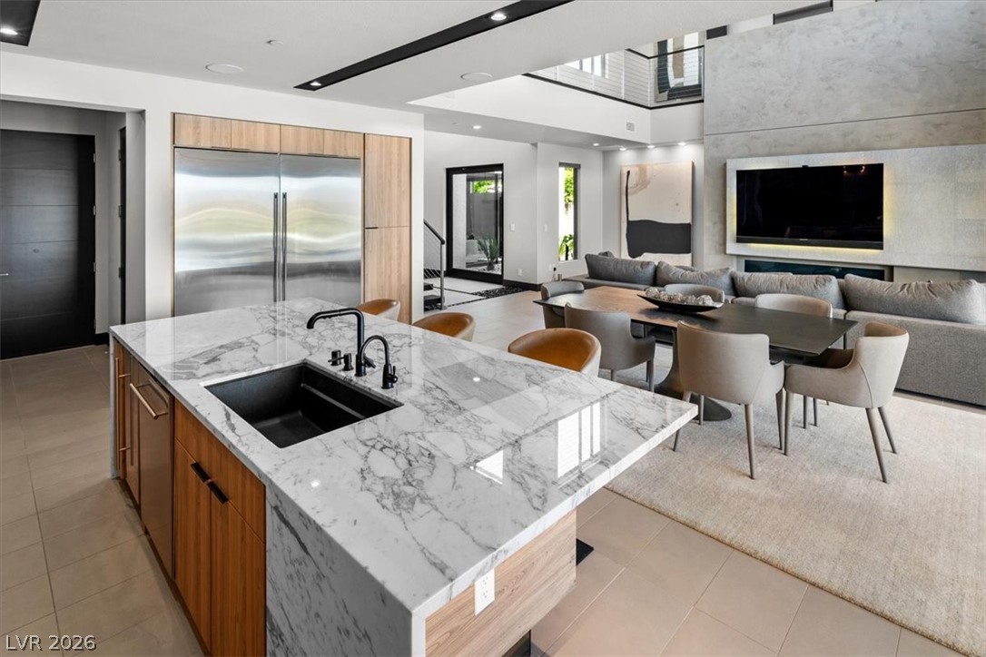 12 Falling Canyon Court