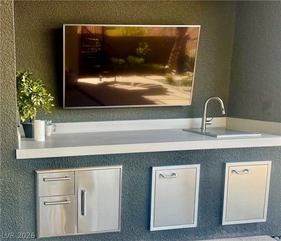 12 Falling Canyon Court