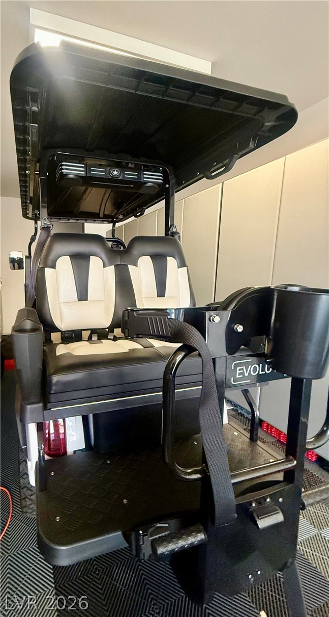 12 Falling Canyon Court