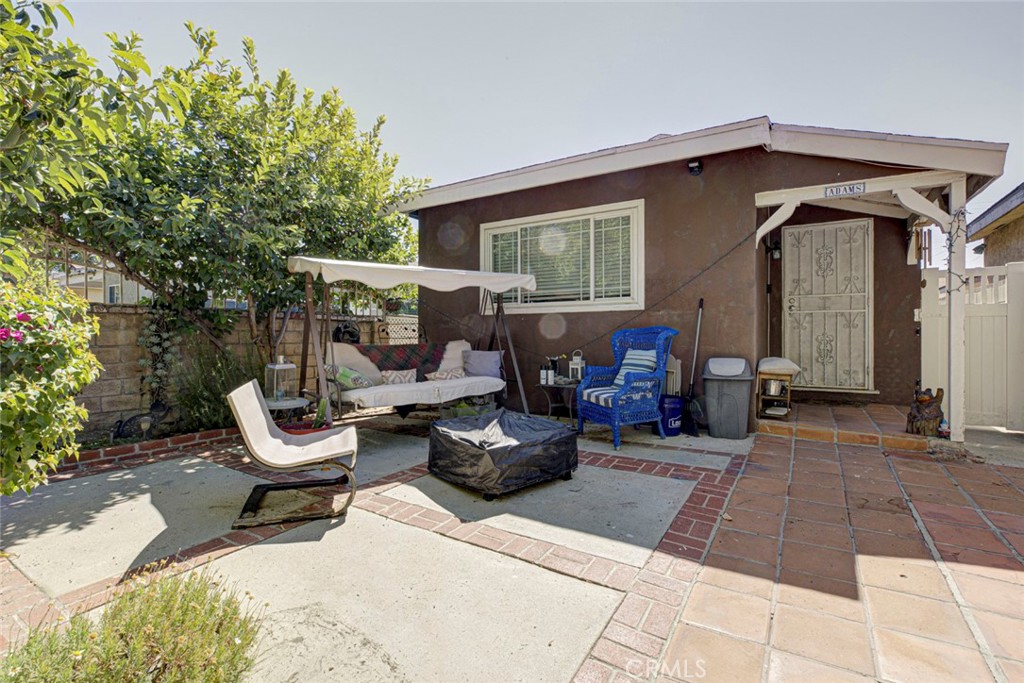 13158 Carl Street