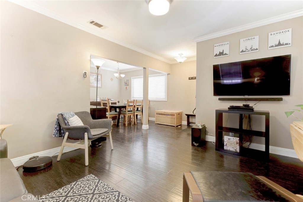 13158 Carl Street