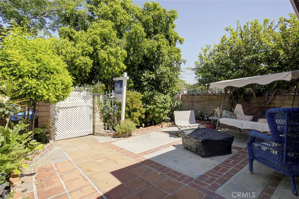 13158 Carl Street