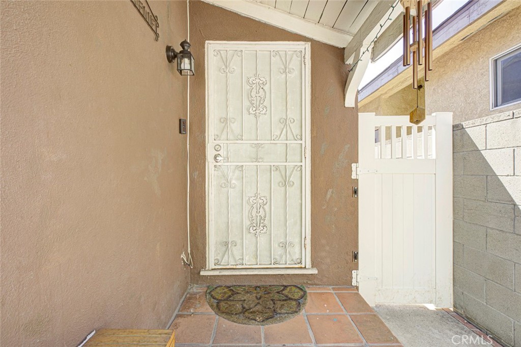 13158 Carl Street