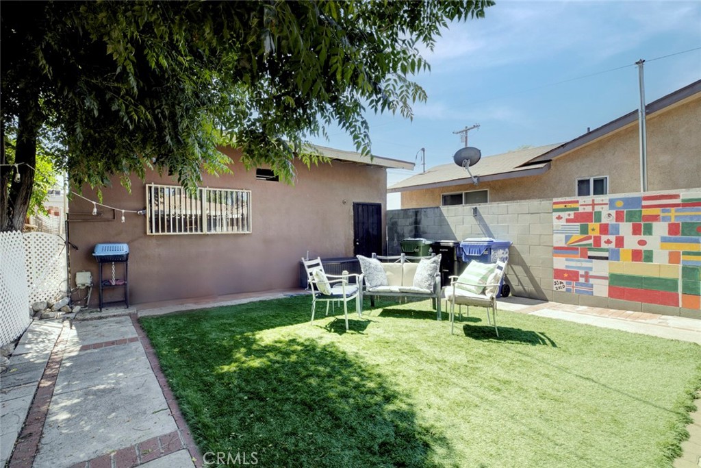 13158 Carl Street