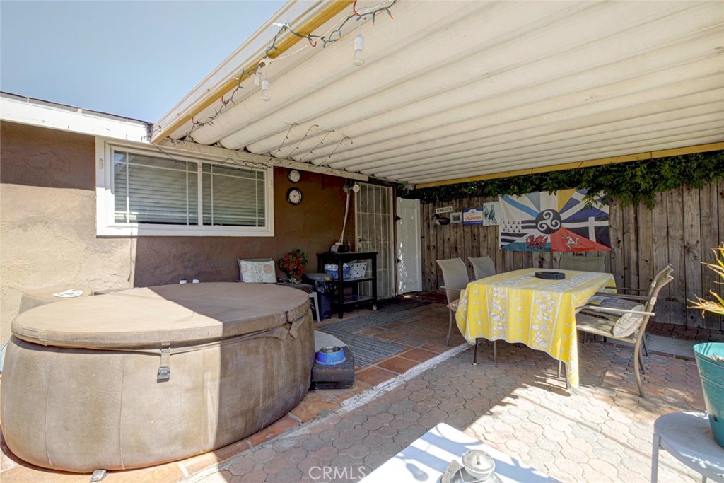 13158 Carl Street