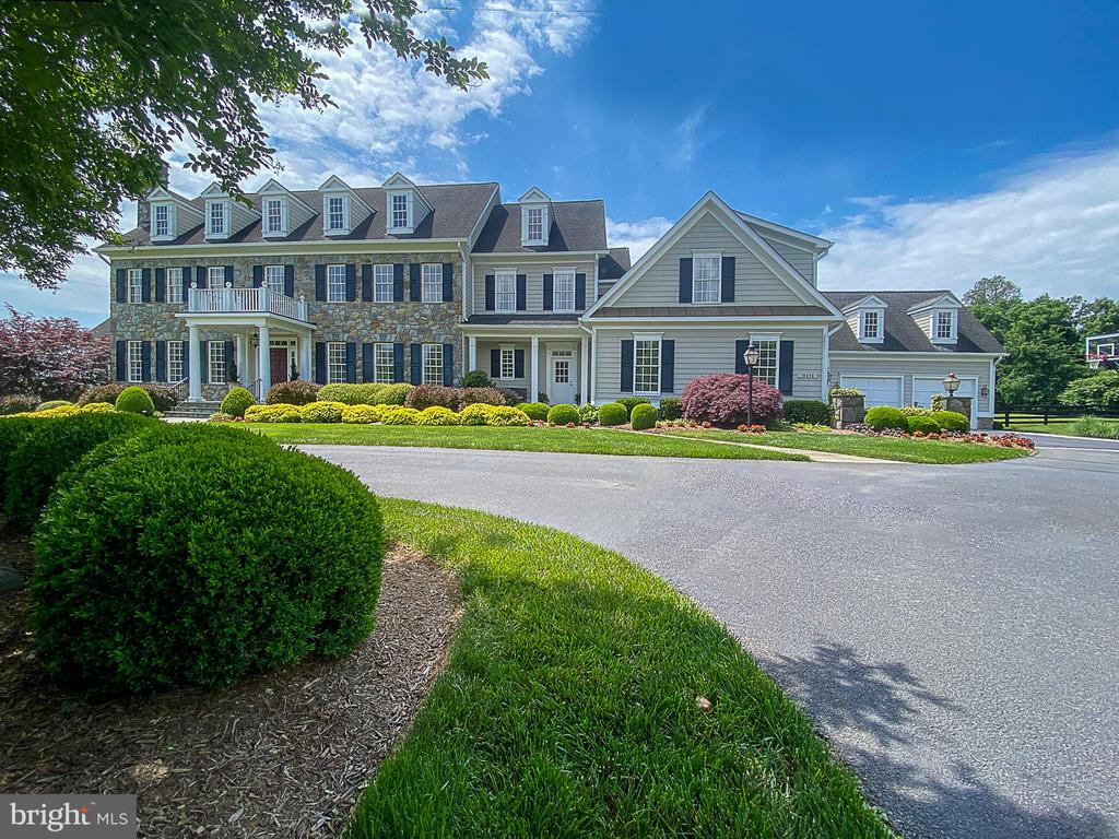 19326 AIRWELL COURT