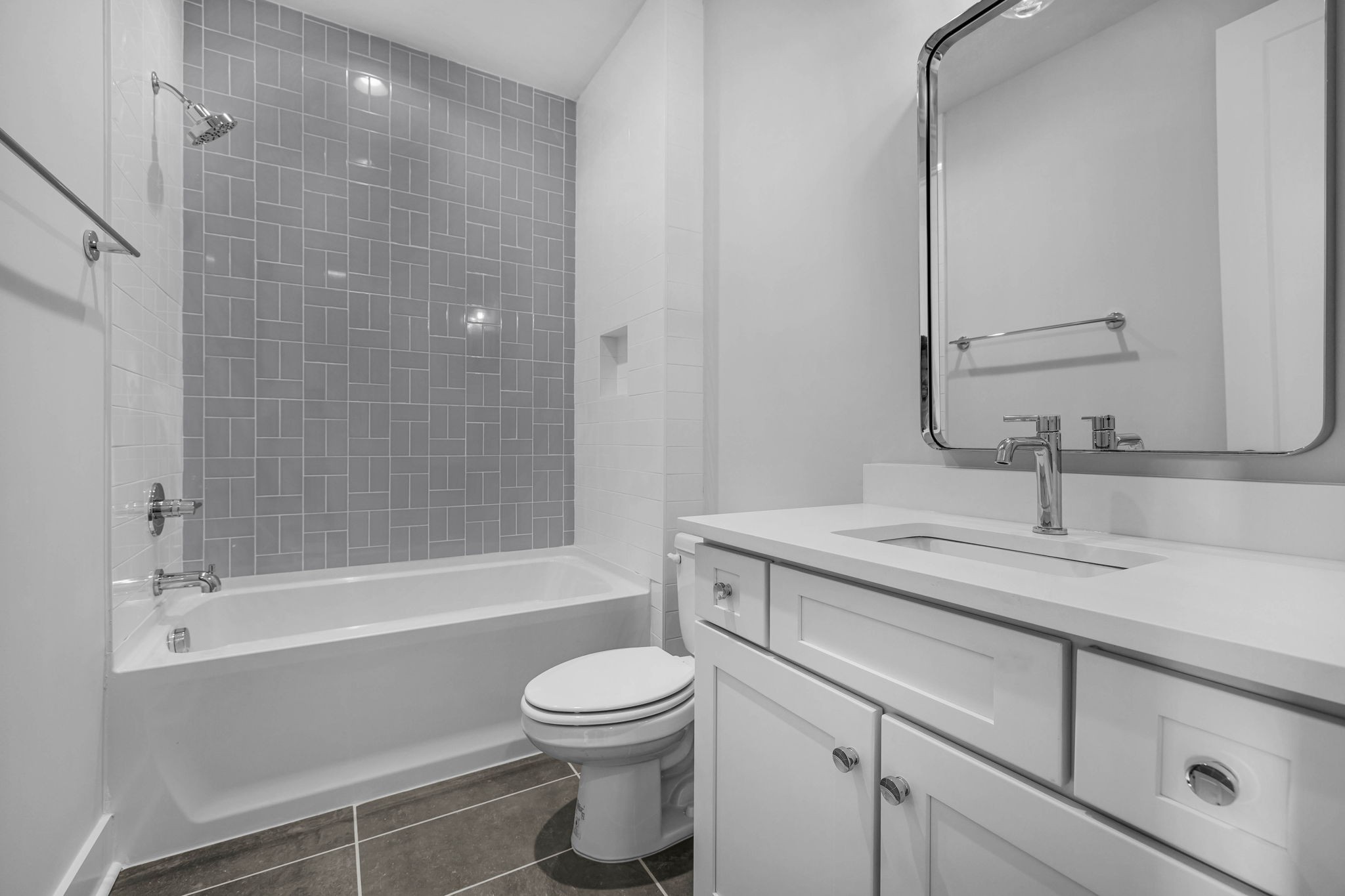 2102 12th Ave, N Unit: A