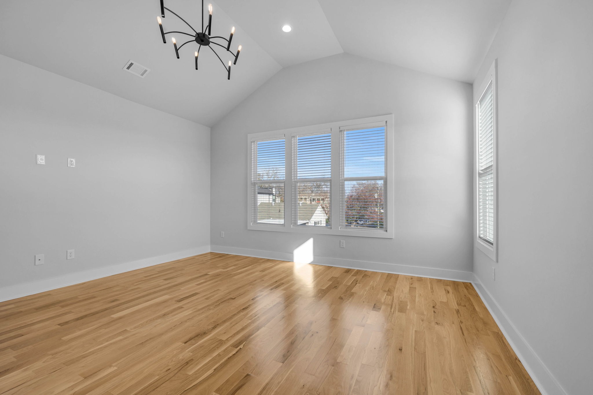 2102 12th Ave, N Unit: A